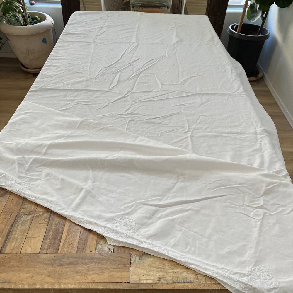 Charter Club Delicate Whitework Embroidered Queen Flat Sheet Egyptian Cotton